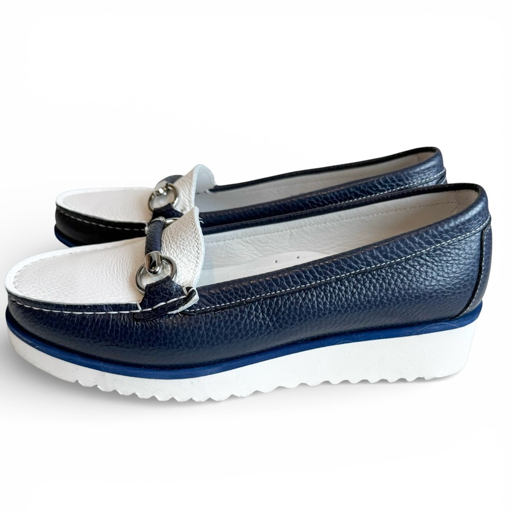 Di Chenzo Wedge Loafer Navy Blue White and Silver Tone Accents Sz EU 38